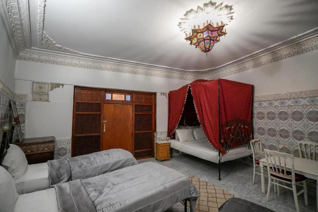Riad Fez Hostel Buitenkant foto